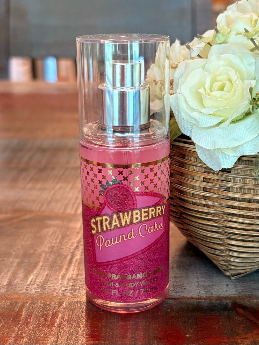 NEW Bath & Body Works STRAWBERRY 🍓 POUND CAKE Fine Fragrance Travel Spray!
